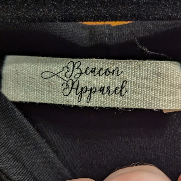 Puff sleeve knit top - Picture 4 of 5